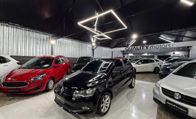 VW - VolksWagen Gol (novo) 1.0 Mi Total Flex 8V 4p 2014 Flex-1