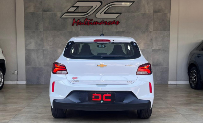 GM - Chevrolet ONIX HATCH LTZ 1.0 12V TB Flex 5p Aut. 2023 Flex-6