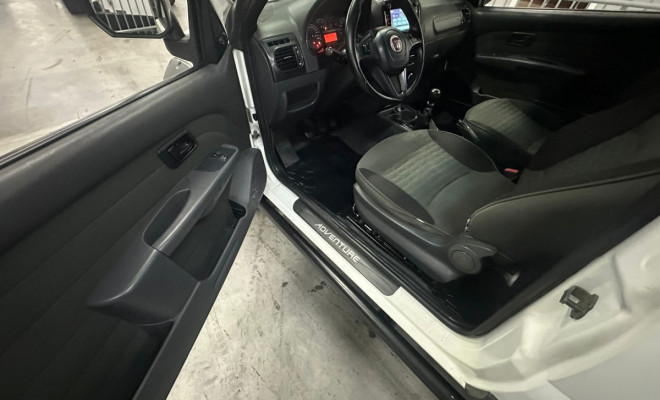 Fiat Strada Adventure1.8/ 1.8 LOCKER Flex CD 2018 Flex-6