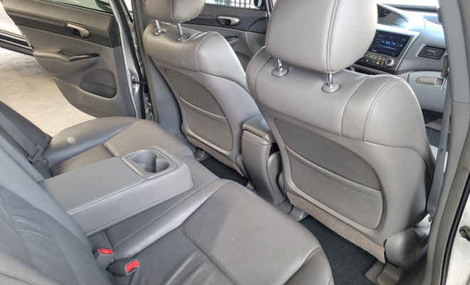 Honda Civic Sedan LXS 1.8/1.8 Flex 16V Aut. 4p 2007 Gasolina-8