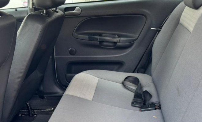 VW - VolksWagen VOYAGE 1.0/1.0 City Mi Total Flex 8V 4p 2009 Flex-7