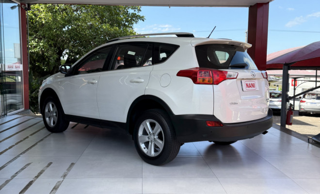 Toyota RAV4 2.0 4x4 16V Aut. 2014 Gasolina-4