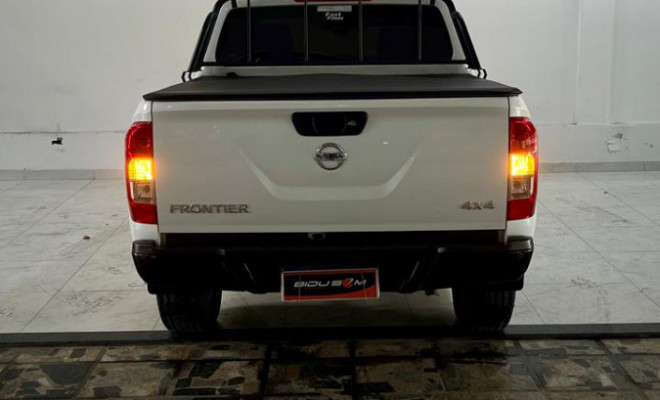 Nissan Frontier S CD 4x4 2.3 TB Diesel Mec. 2022 Diesel-14