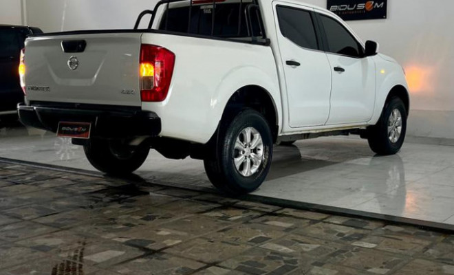 Nissan Frontier S CD 4x4 2.3 TB Diesel Mec. 2022 Diesel-15