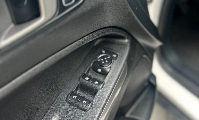Ford EcoSport SE 1.5 12V Flex 5p Mec. 2019 Flex-5
