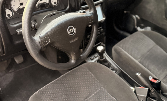 GM - Chevrolet Astra Advantage 2.0 MPFI 8V FlexPower 5p 2010 Flex-8