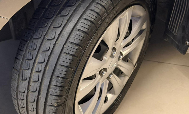 Hyundai HB20S C.Plus/C.Style 1.6 Flex 16V Mec.4p 2016 Flex-17