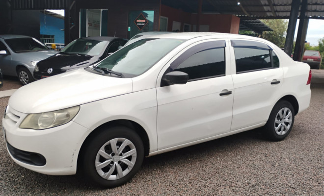 VW - VolksWagen VOYAGE 1.0/1.0 City Mi Total Flex 8V 4p 2010 Flex