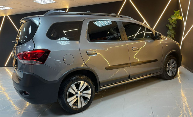 GM - Chevrolet SPIN ACTIV7 1.8  Aut. 2020 Flex  7 LUGARES-3