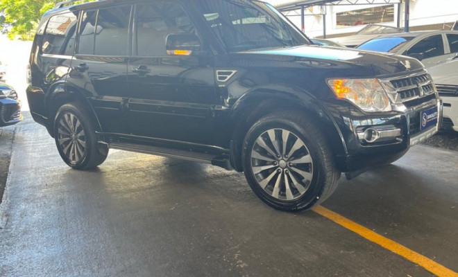 Mitsubishi Pajero HPE Full 3.2 4x4 T.I.Dies. 5p Aut 2019 Diesel