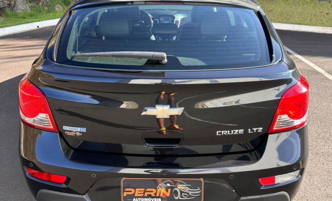 GM - Chevrolet CRUZE HB Sport LTZ 1.8 16V FlexP. 5p Aut 2013 Flex-7