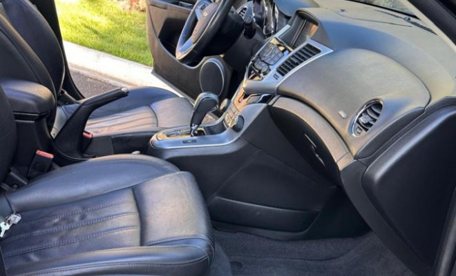 GM - Chevrolet CRUZE HB Sport LTZ 1.8 16V FlexP. 5p Aut 2013 Flex-17