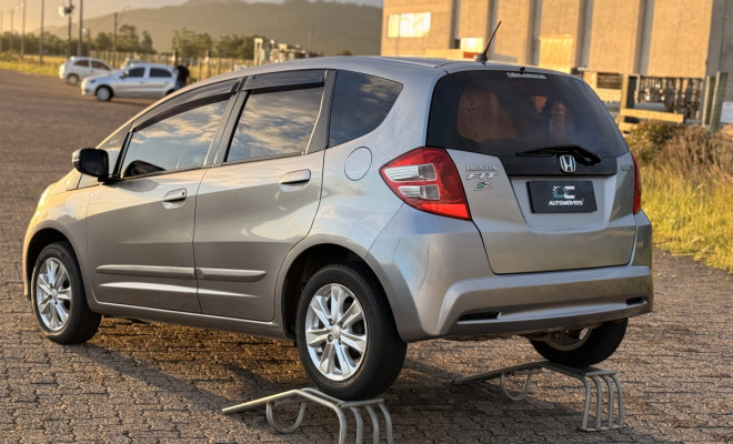 Honda Fit LX 1.4/ 1.4 Flex 8V/16V 5p Mec. 2013 Flex-5