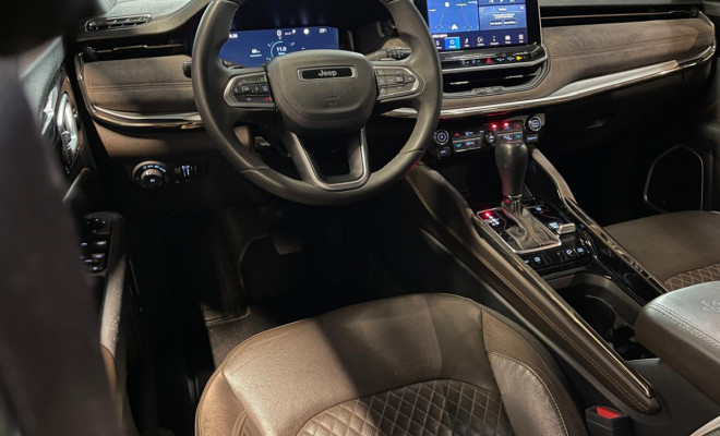 Jeep Commander Overl. TD380 2.0 4x4 Diesel Aut. 2023-6