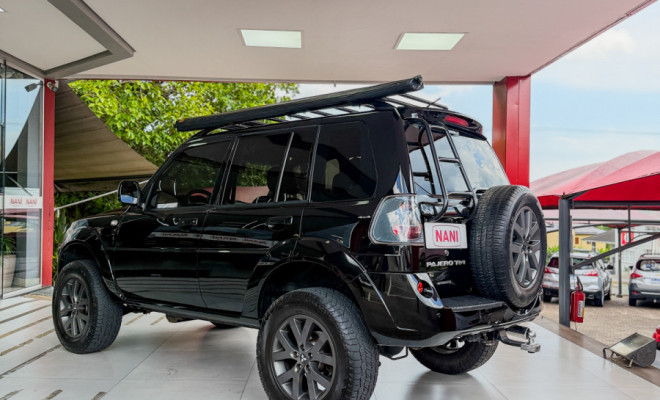 Mitsubishi Pajero TR4 2.0/ 2.0 Flex 16V 4x4 Aut. 2012 Flex-4