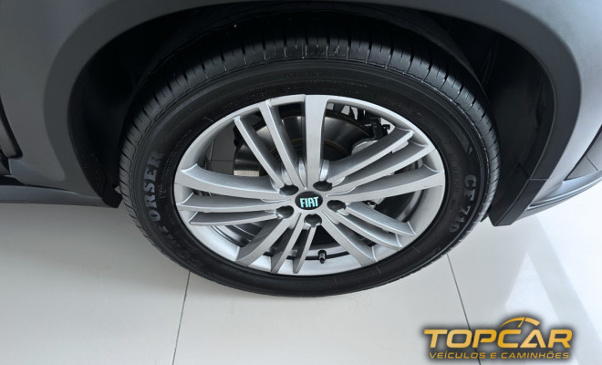 Fiat Fastback Drive 2024 Flex-8