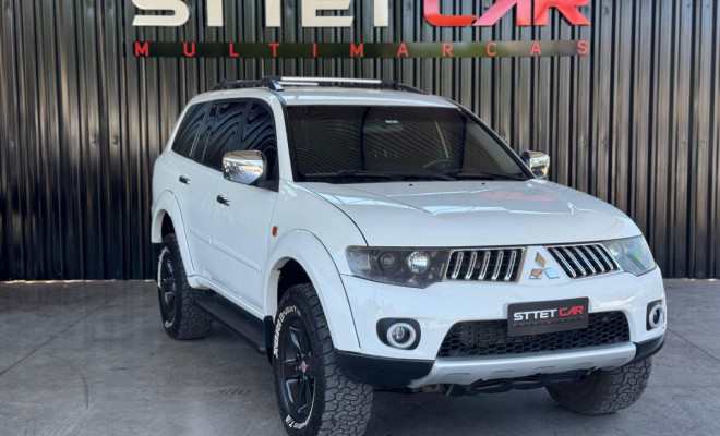 Mitsubishi Pajero DAKAR HPE 3.2 4x4 T.I Dies 5p Aut 2013 Diesel-0