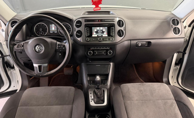 VW - VolksWagen TIGUAN 2.0 TSI 16V 200cv Tiptronic 5p 2014 Gasolina-0