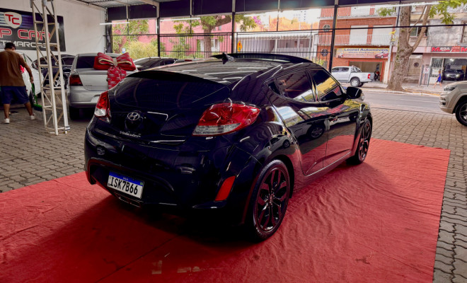 Hyundai Veloster 1.6 16V  140cv Aut. 2012 Gasolina-4