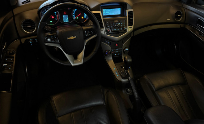 GM - Chevrolet CRUZE LT 1.8 16V FlexPower 4p Aut. 2013 Flex-16