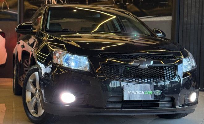 GM - Chevrolet CRUZE LT 1.8 16V FlexPower 4p Aut. 2013 Flex