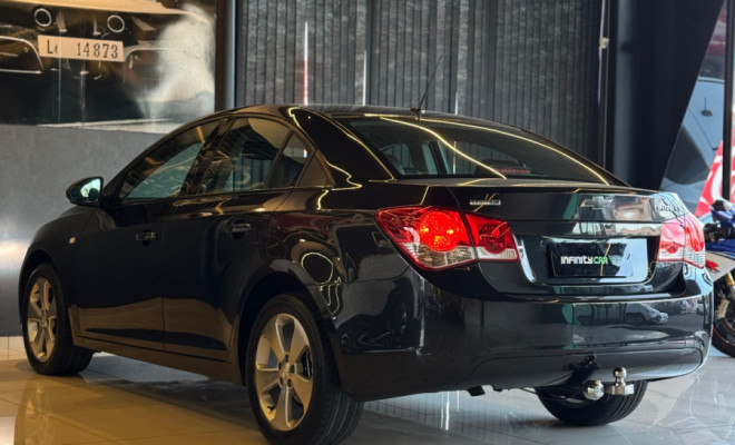 GM - Chevrolet CRUZE LT 1.8 16V FlexPower 4p Aut. 2013 Flex-8