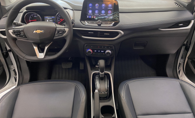 TRACKER Premier 1.2 TB Aut 2022-6