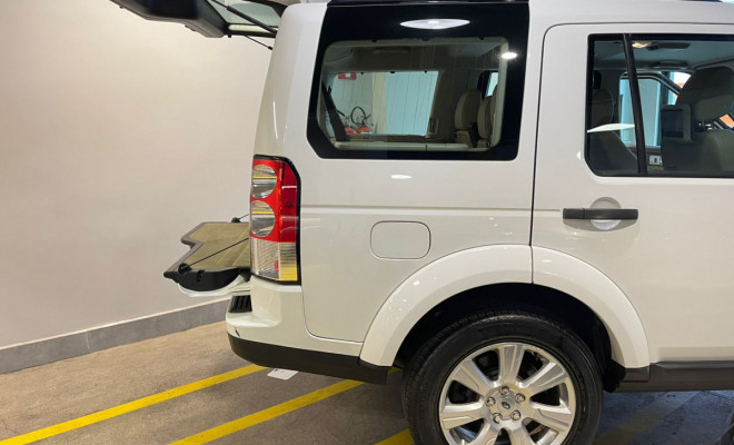 Land Rover Discovery4 SE 3.0 4x4 TDV6/SDV6 Diesel Aut. 2013-4