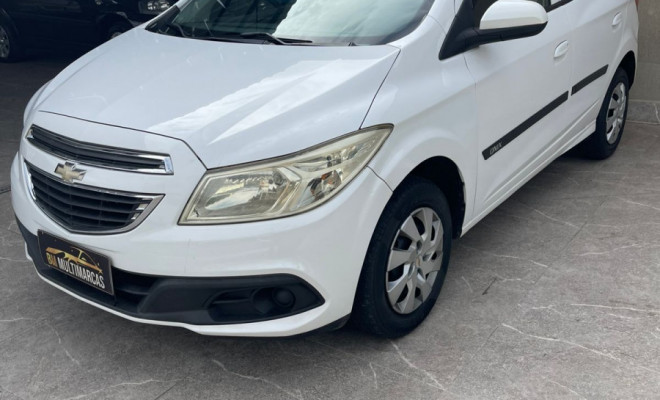 GM - Chevrolet ONIX HATCH LT 1.0 8V FlexPower 5p Mec. 2013 Flex