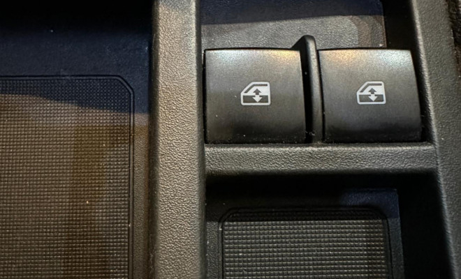 GM - Chevrolet ONIX HATCH Joy 1.0 8V Flex 5p Mec. 2018 Flex-7