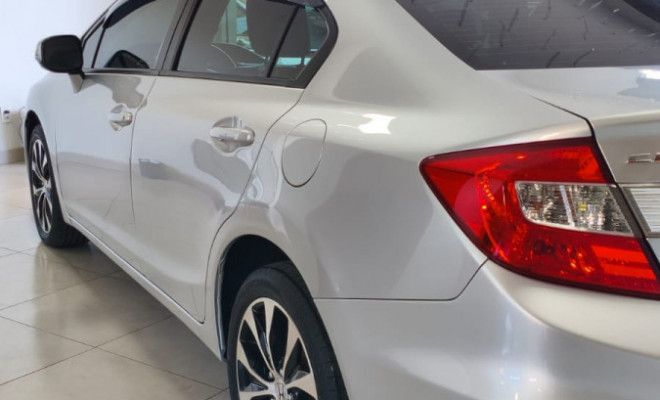 Honda Civic Sedan LXR 2.0 Flexone 16V Aut. 4p 2016 Flex-6