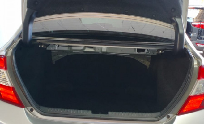 Honda Civic Sedan LXR 2.0 Flexone 16V Aut. 4p 2016 Flex-4