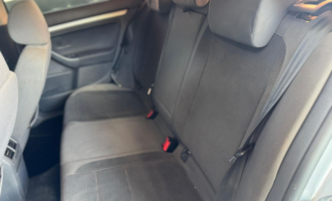 VW - VolksWagen JETTA 2.5 20V 150/170cv Tiptronic 2008 Gasolina-8