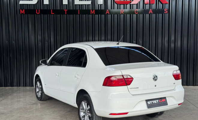 VW - VolksWagen VOYAGE TREND 1.6 Mi Total Flex 8V 4p 2013 Flex-2