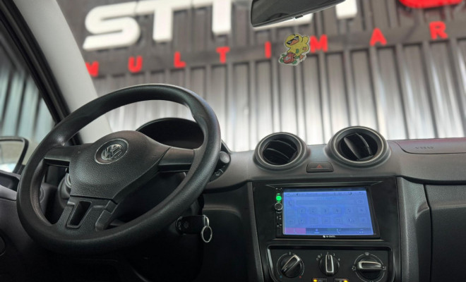 VW - VolksWagen VOYAGE TREND 1.6 Mi Total Flex 8V 4p 2013 Flex-10