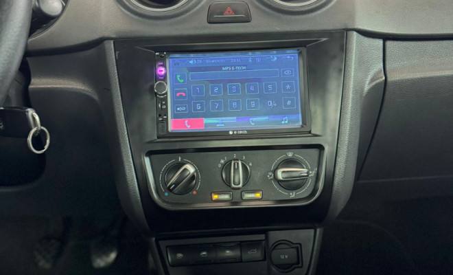 VW - VolksWagen VOYAGE TREND 1.6 Mi Total Flex 8V 4p 2013 Flex-9