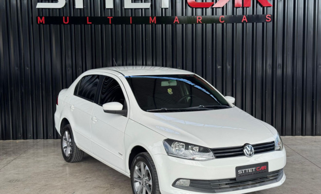 VW - VolksWagen VOYAGE TREND 1.6 Mi Total Flex 8V 4p 2013 Flex-0