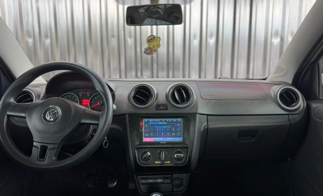 VW - VolksWagen VOYAGE TREND 1.6 Mi Total Flex 8V 4p 2013 Flex-6