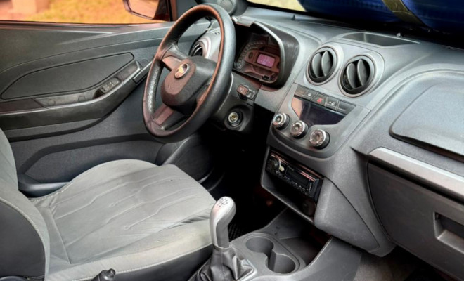 GM - Chevrolet MONTANA LS 1.4 ECONOFLEX 8V 2p 2013 Flex-9