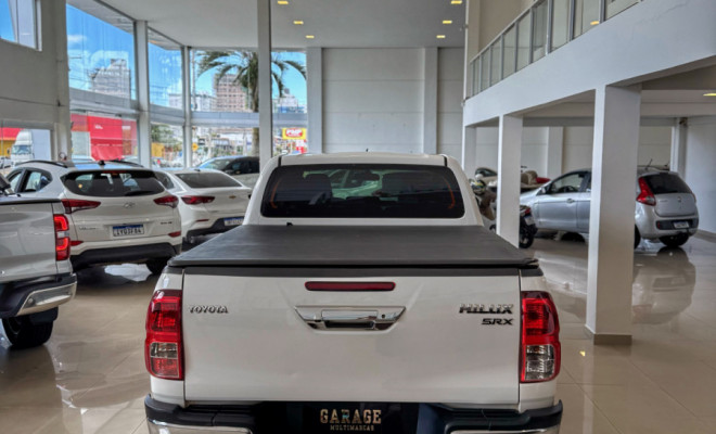 Toyota Hilux CD SRX 4x4 2.8 TDI 16V Diesel Aut. 2017 Diesel-3