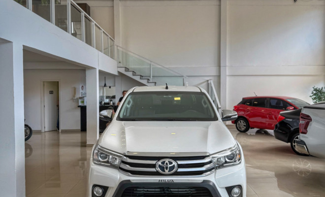 Toyota Hilux CD SRX 4x4 2.8 TDI 16V Diesel Aut. 2017 Diesel-0