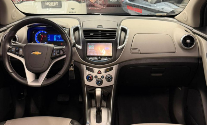 GM - Chevrolet TRACKER LTZ 1.8 16V Flex 4x2 Aut. 2015 Flex-4