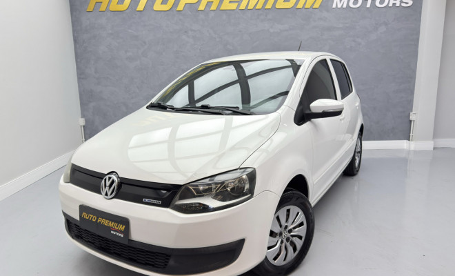 VW - VolksWagen Fox BLUEMOTION 1.0 Mi Total Flex 12V 5p 2014 Flex