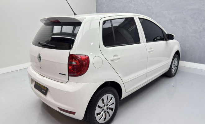 VW - VolksWagen Fox BLUEMOTION 1.0 Mi Total Flex 12V 5p 2014 Flex-2