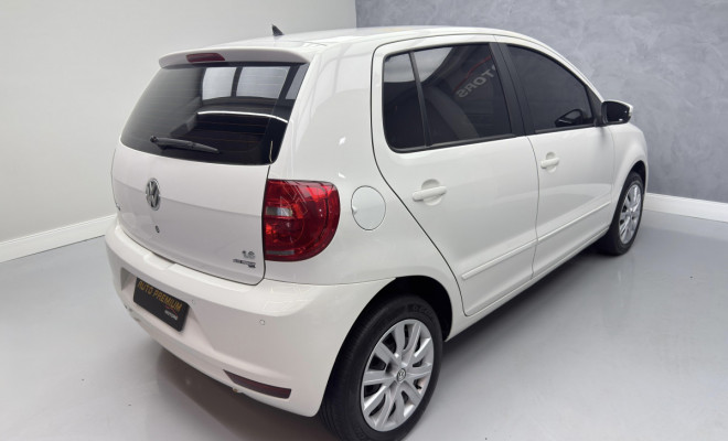 VW - VolksWagen Fox 1.6 Mi Total Flex 8V 5p 2013 Flex-2