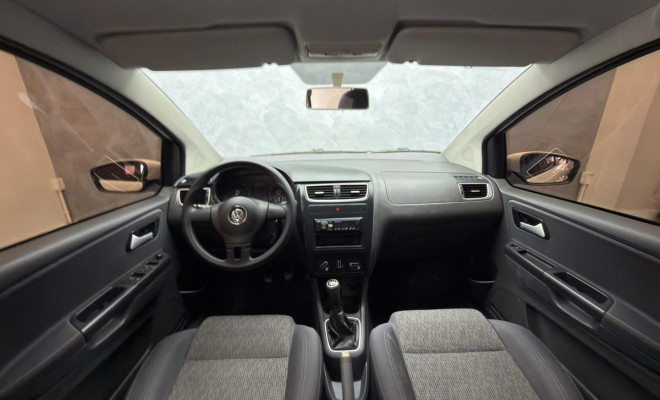 VW - VolksWagen Fox 1.6 Mi Total Flex 8V 5p 2013 Flex-7