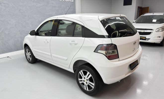 GM - Chevrolet AGILE LTZ 1.4 MPFI 8V FlexPower 5p 2013 Flex-0