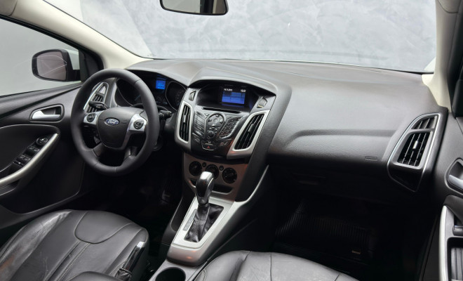 Ford Focus 2.0 16V/SE/SE Plus Flex 5p Aut. 2014 Flex-6