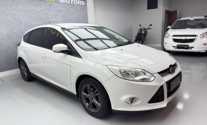 Ford Focus 2.0 16V/SE/SE Plus Flex 5p Aut. 2014 Flex-1