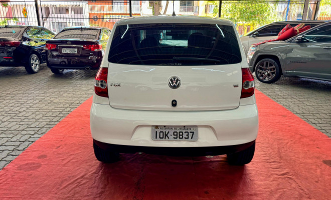 VW - VolksWagen Fox Plus 1.6Mi/ 1.6Mi Total Flex 8V 4p 2008 Flex-4